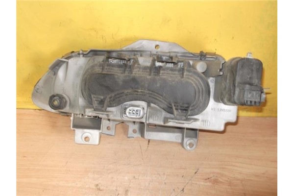Recambio de faro delantero dcho para renault espace /grand espace (je0) 1.9 espace 1.9 dti jeune referencia OEM IAM 7701038270  