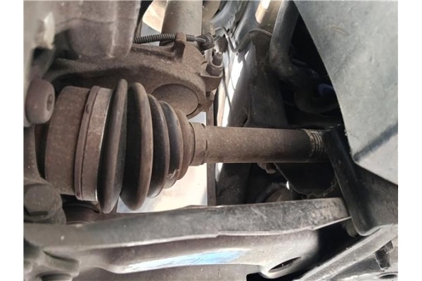 Recambio de palier delantero derecho para peugeot 207 sw 1.6 hdi referencia OEM IAM 9656135080 3273KR 