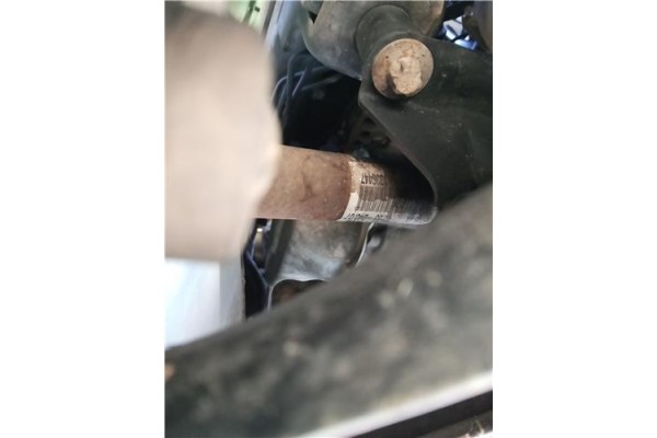 Recambio de palier delantero izquierdo para peugeot 207 sw 1.6 hdi referencia OEM IAM 9656135180 1338447 