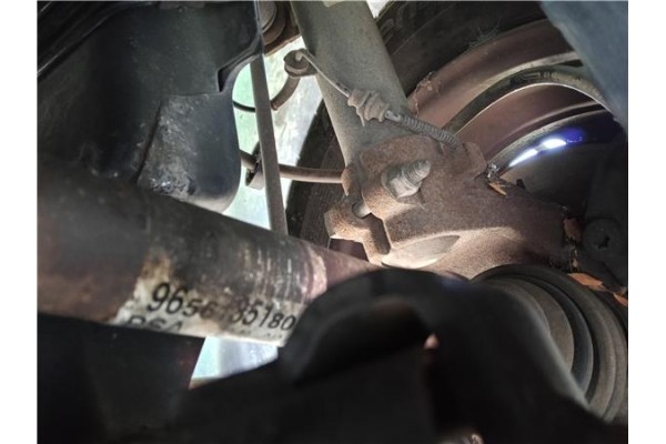 Recambio de palier delantero izquierdo para peugeot 207 sw 1.6 hdi referencia OEM IAM 9656135180 1338447 