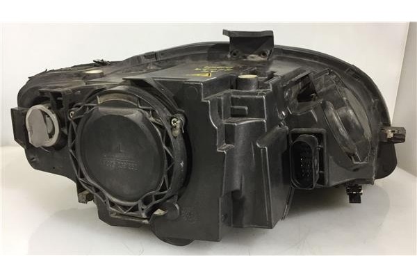 Recambio de faro delantero izquierdo para audi a4 avant (8e) 2.0 tdi 16v referencia OEM IAM 8E0941029AS  