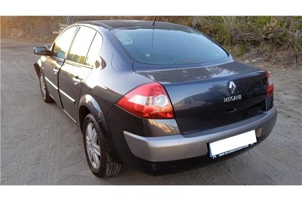 renault megane ii classic berlina del año 2005