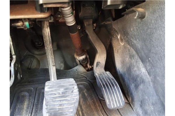 Recambio de pedal acelerador para peugeot 207 sw 1.6 hdi referencia OEM IAM 1601T5 9835904480 