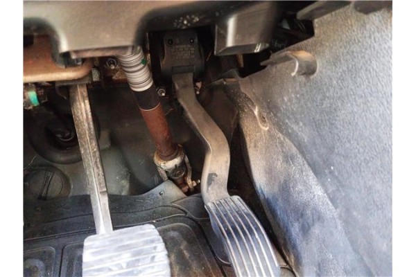 Recambio de pedal acelerador para peugeot 207 sw 1.6 hdi referencia OEM IAM 1601T5 9835904480 