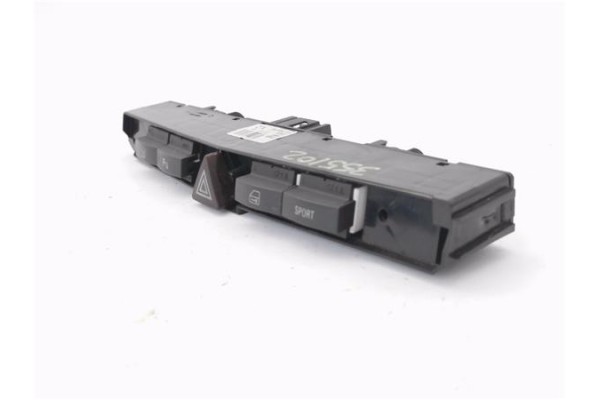 Recambio de interruptor luces emergencia para opel astra h gtc 1.9 cdti referencia OEM IAM   