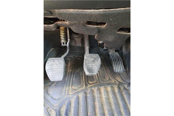 Recambio de pedal freno para peugeot 207 sw 1.6 hdi referencia OEM IAM 4501W5 4501AR 