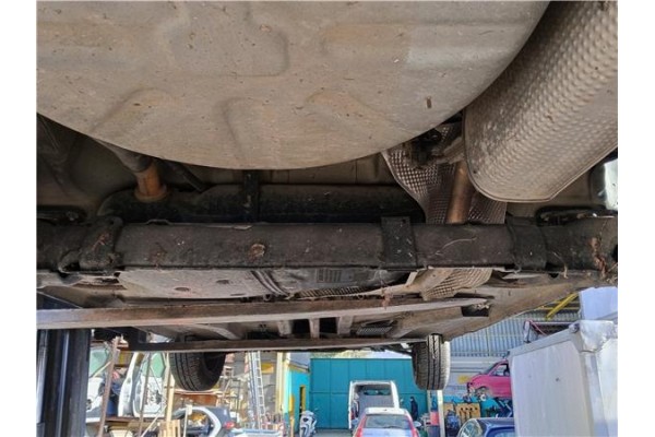 Recambio de puente trasero para peugeot 207 sw 1.6 hdi referencia OEM IAM 5148T3 5148V9 