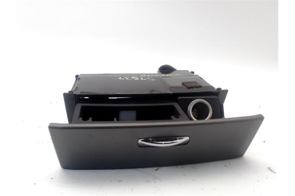 Recambio de cenicero para kia sorento (bl) 2.5 crdi referencia OEM IAM 845503E5008W  