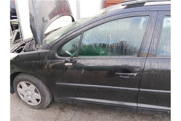 Recambio de puerta delantero izquierda para peugeot 207 sw 1.6 hdi referencia OEM IAM 9002X5  