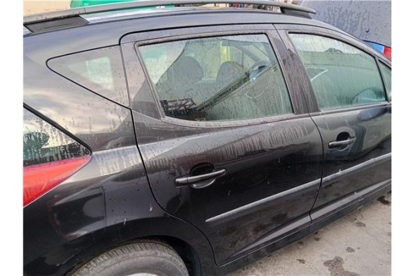 Recambio de puerta trasero derecha para peugeot 207 sw 1.6 hdi referencia OEM IAM 9008V5  