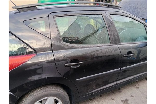 Recambio de puerta trasero derecha para peugeot 207 sw 1.6 hdi referencia OEM IAM 9008V5  