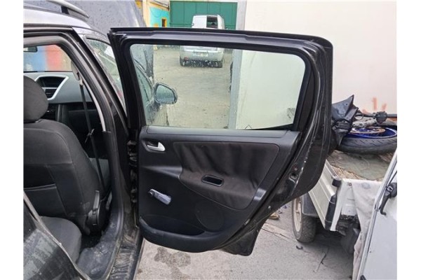 Recambio de puerta trasero derecha para peugeot 207 sw 1.6 hdi referencia OEM IAM 9008V5  