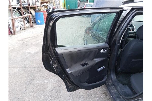 Recambio de puerta trasero izquierda para peugeot 207 sw 1.6 hdi referencia OEM IAM 9006Q2  