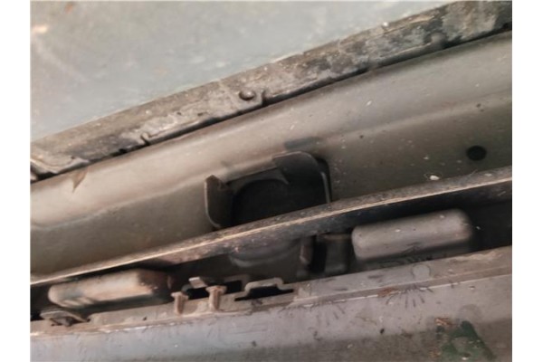 Recambio de refuerzo paragolpes trasero para peugeot 207 sw 1.6 hdi referencia OEM IAM 7414TH  