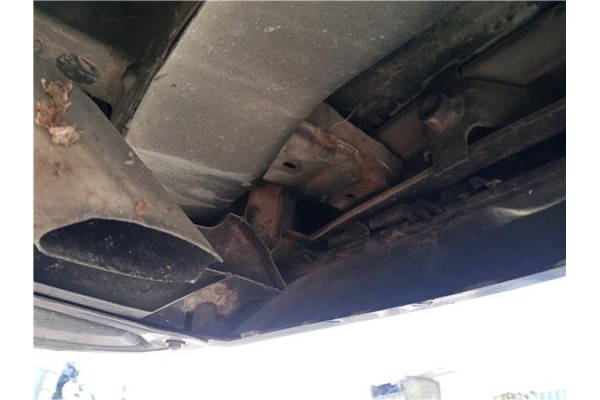 Recambio de refuerzo paragolpes trasero para peugeot 207 sw 1.6 hdi referencia OEM IAM 7414TH  