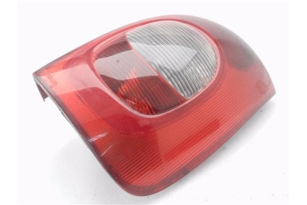 Recambio de piloto trasero derecho para citroen xsara picasso 2.0 hdi referencia OEM IAM 9631563980 89300241 