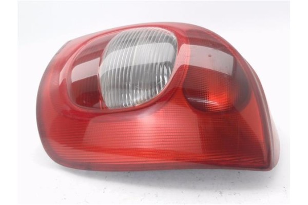 Recambio de piloto trasero derecho para citroen xsara picasso 2.0 hdi referencia OEM IAM 9631563980 89300241 