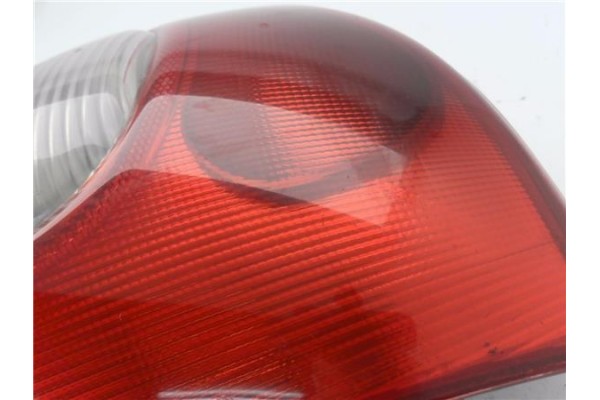 Recambio de piloto trasero derecho para citroen xsara picasso 2.0 hdi referencia OEM IAM 9631563980 89300241 