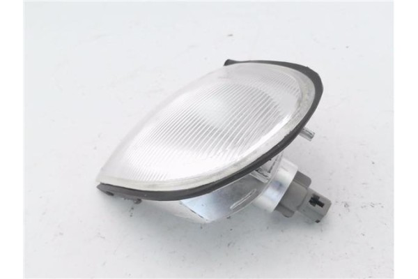 Recambio de intermitente delantero izquierdo para nissan vanette cargo (hc23) 2.3 d referencia OEM IAM 7R01506  