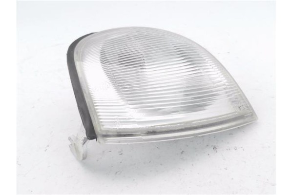 Recambio de intermitente delantero izquierdo para nissan vanette cargo (hc23) 2.3 d referencia OEM IAM 7R01506  