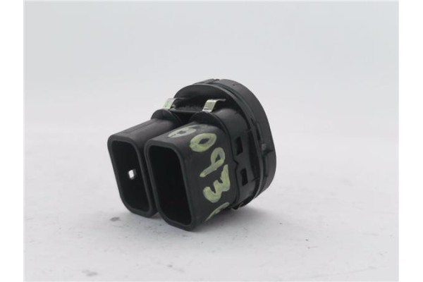 Recambio de mando elevalunas delantero izquierdo para ford fiesta iv (ja_, jb_) 1.3 i referencia OEM IAM 96FG14529BC  