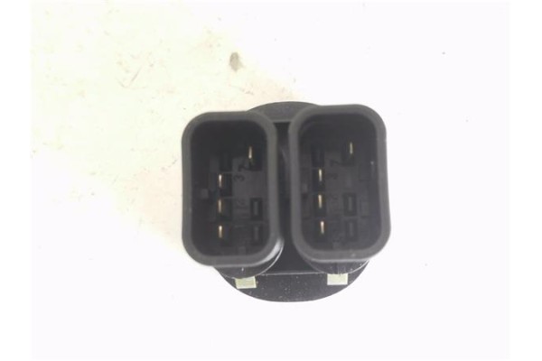 Recambio de mando elevalunas delantero izquierdo para ford fiesta iv (ja_, jb_) 1.3 i referencia OEM IAM 96FG14529BC  