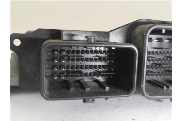 Recambio de centralita para citroen c3 1.4 attraction referencia OEM IAM 9676833080 281017337 