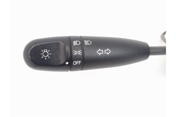 Recambio de mando intermitencia para chevrolet kalos 1.2 se referencia OEM IAM 96496037 96613650 96540684 , CHEVROLET