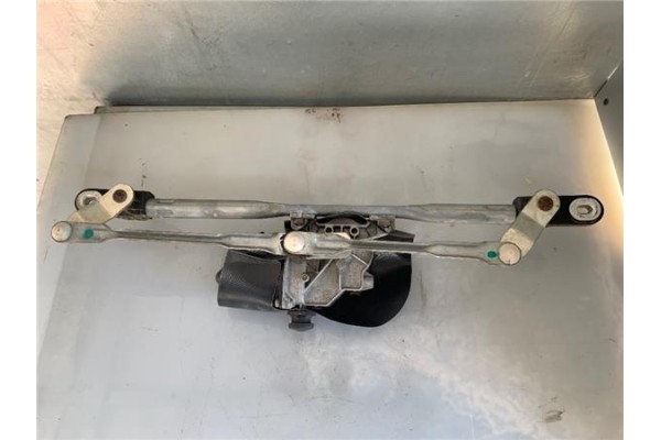 Recambio de motor limpiaparabrisas delantero para fiat ii panda (169) 1.2 referencia OEM IAM 46804522  