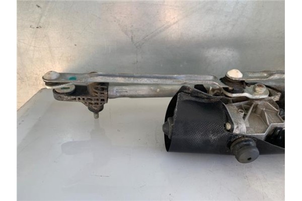 Recambio de motor limpiaparabrisas delantero para fiat ii panda (169) 1.2 referencia OEM IAM 46804522  