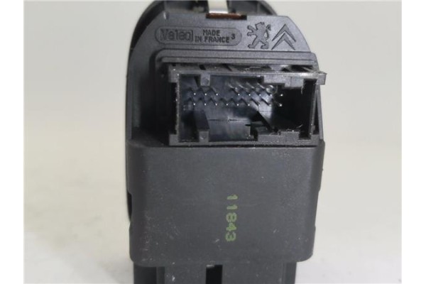 Recambio de mando elevalunas para peugeot 206 cc cabrio-coupé 1.6 16v referencia OEM IAM 655458  