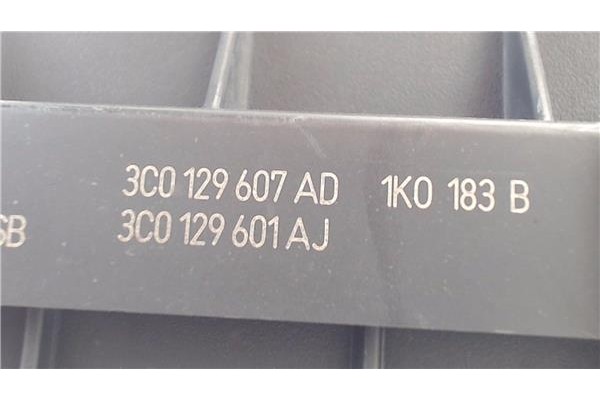 Recambio de carcasa filtro aire para seat altea (5p1) 1.9 tdi referencia OEM IAM 1K0183B 3C0129607AD 