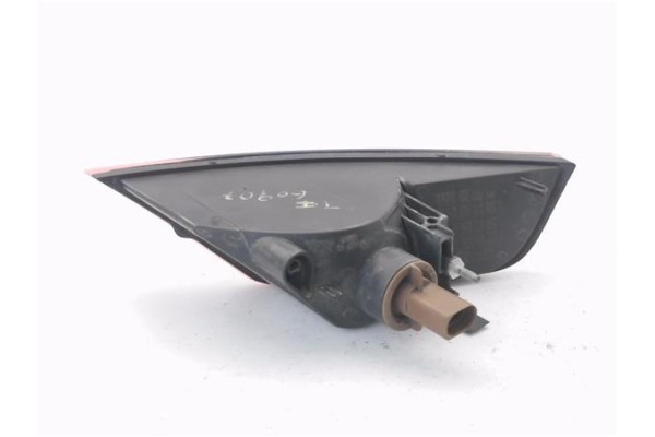 Recambio de piloto defensa trasero izquierdo para seat altea (5p1) 1.9 tdi referencia OEM IAM 5P0943207 5P0945223 