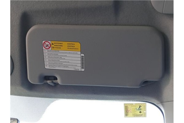 Recambio de parasol derecho para mitsubishi colt cz3 berl. 3 (z30) 1.5 di-d instyle referencia OEM IAM 7620A331HA  