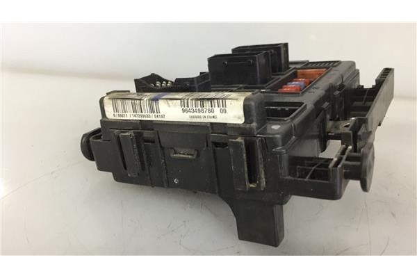 Recambio de caja fusibles/rele para citroen c2 1.4 hdi referencia OEM IAM 9643498780 T118470004J 