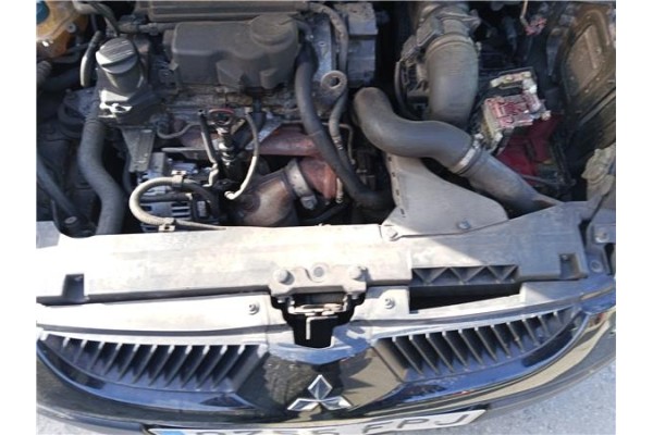 Recambio de frente delantero para mitsubishi colt cz3 berl. 3 (z30) 1.5 di-d instyle referencia OEM IAM MN105057  