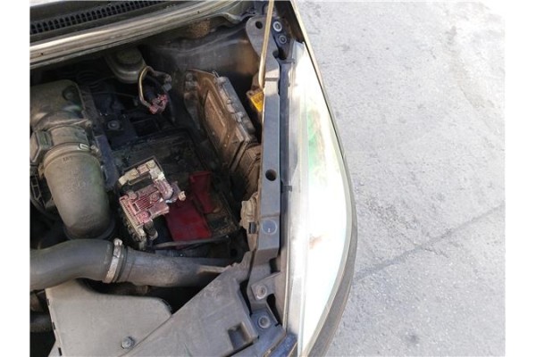 Recambio de frente delantero para mitsubishi colt cz3 berl. 3 (z30) 1.5 di-d instyle referencia OEM IAM MN105057  