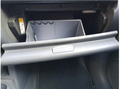 Recambio de guantera salpicadero para mitsubishi colt cz3 berl. 3 (z30) 1.5 di-d instyle referencia OEM IAM MN140025HA  