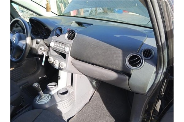 Recambio de kit airbag para mitsubishi colt cz3 berl. 3 (z30) 1.5 di-d instyle referencia OEM IAM 4400A244XA MR951769 