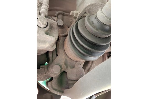 Recambio de mangueta delantero derecha para mitsubishi colt cz3 berl. 3 (z30) 1.5 di-d instyle referencia OEM IAM MN102068  