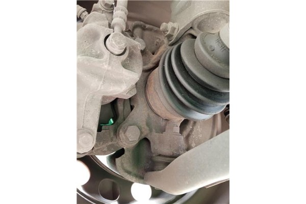 Recambio de mangueta delantero derecha para mitsubishi colt cz3 berl. 3 (z30) 1.5 di-d instyle referencia OEM IAM MN102068  