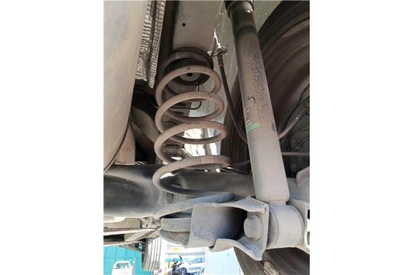 Recambio de muelle amortiguacion para mitsubishi colt cz3 berl. 3 (z30) 1.5 di-d instyle referencia OEM IAM MR977616  