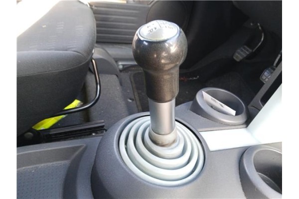 Recambio de palanca de cambio para mitsubishi colt cz3 berl. 3 (z30) 1.5 di-d instyle referencia OEM IAM MN178047  