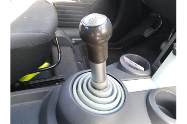 Recambio de palanca de cambio para mitsubishi colt cz3 berl. 3 (z30) 1.5 di-d instyle referencia OEM IAM MN178047  