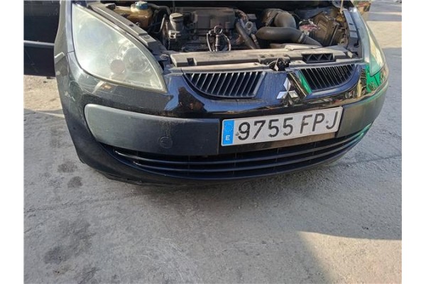 Recambio de paragolpes delantero para mitsubishi colt cz3 berl. 3 (z30) 1.5 di-d instyle referencia OEM IAM 6400A919  