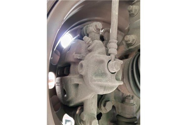 Recambio de pinza freno delantero derecha para mitsubishi colt cz3 berl. 3 (z30) 1.5 di-d instyle referencia OEM IAM 4605A066  