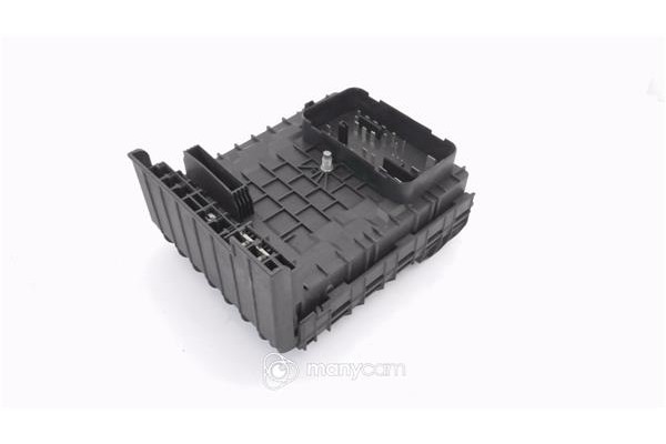 Recambio de caja fusibles/rele para seat altea xl (5p5) 1.9 tdi referencia OEM IAM 1K0937132F  