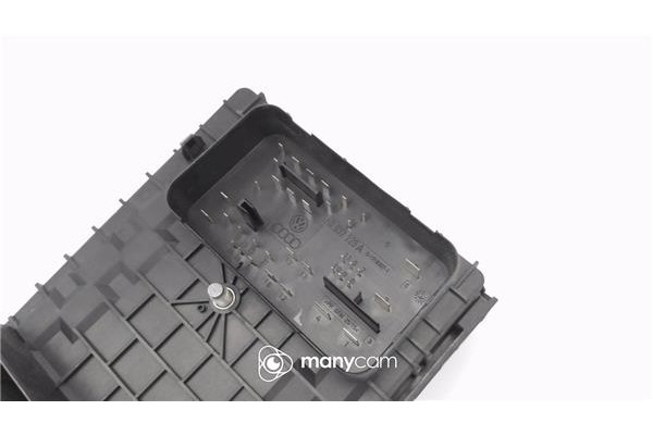 Recambio de caja fusibles/rele para seat altea xl (5p5) 1.9 tdi referencia OEM IAM 1K0937132F  