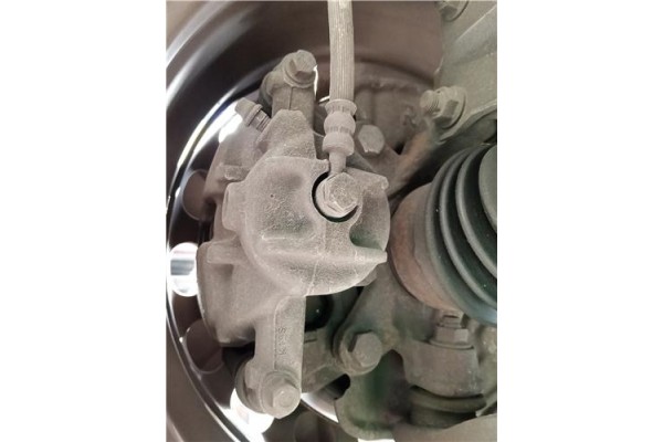 Recambio de pinza freno delantero derecha para mitsubishi colt cz3 berl. 3 (z30) 1.5 di-d instyle referencia OEM IAM 4605A066  