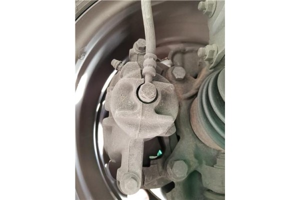 Recambio de pinza freno delantero derecha para mitsubishi colt cz3 berl. 3 (z30) 1.5 di-d instyle referencia OEM IAM 4605A066  